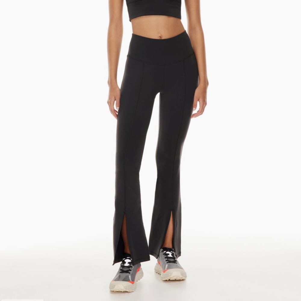 TnaLIFE™ Split Hi-Rise Long Legging